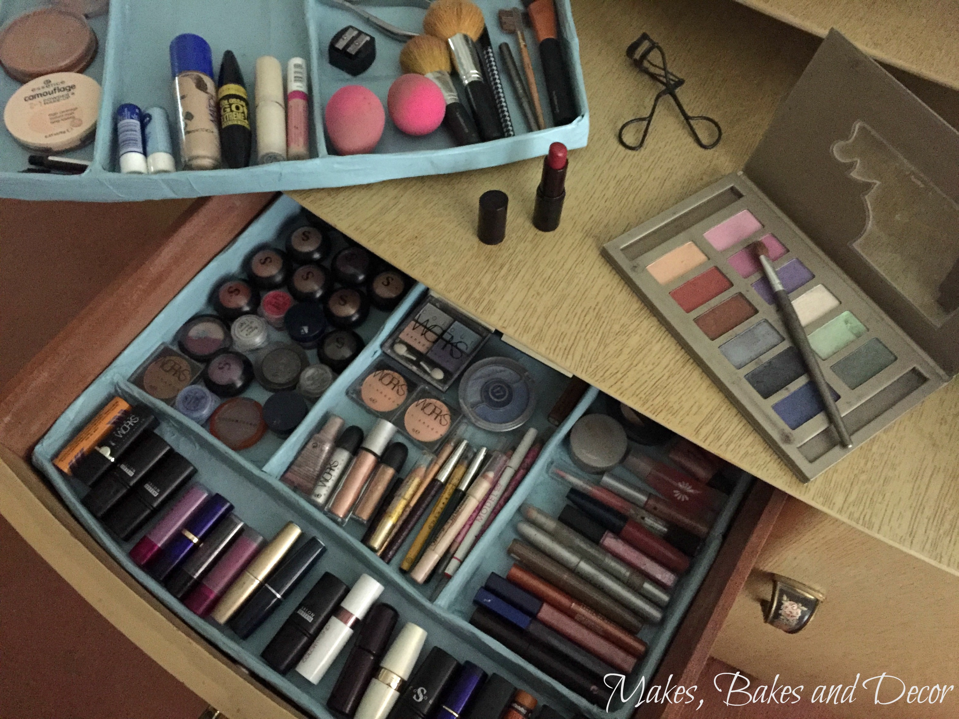 diy makeup organizer cardboard