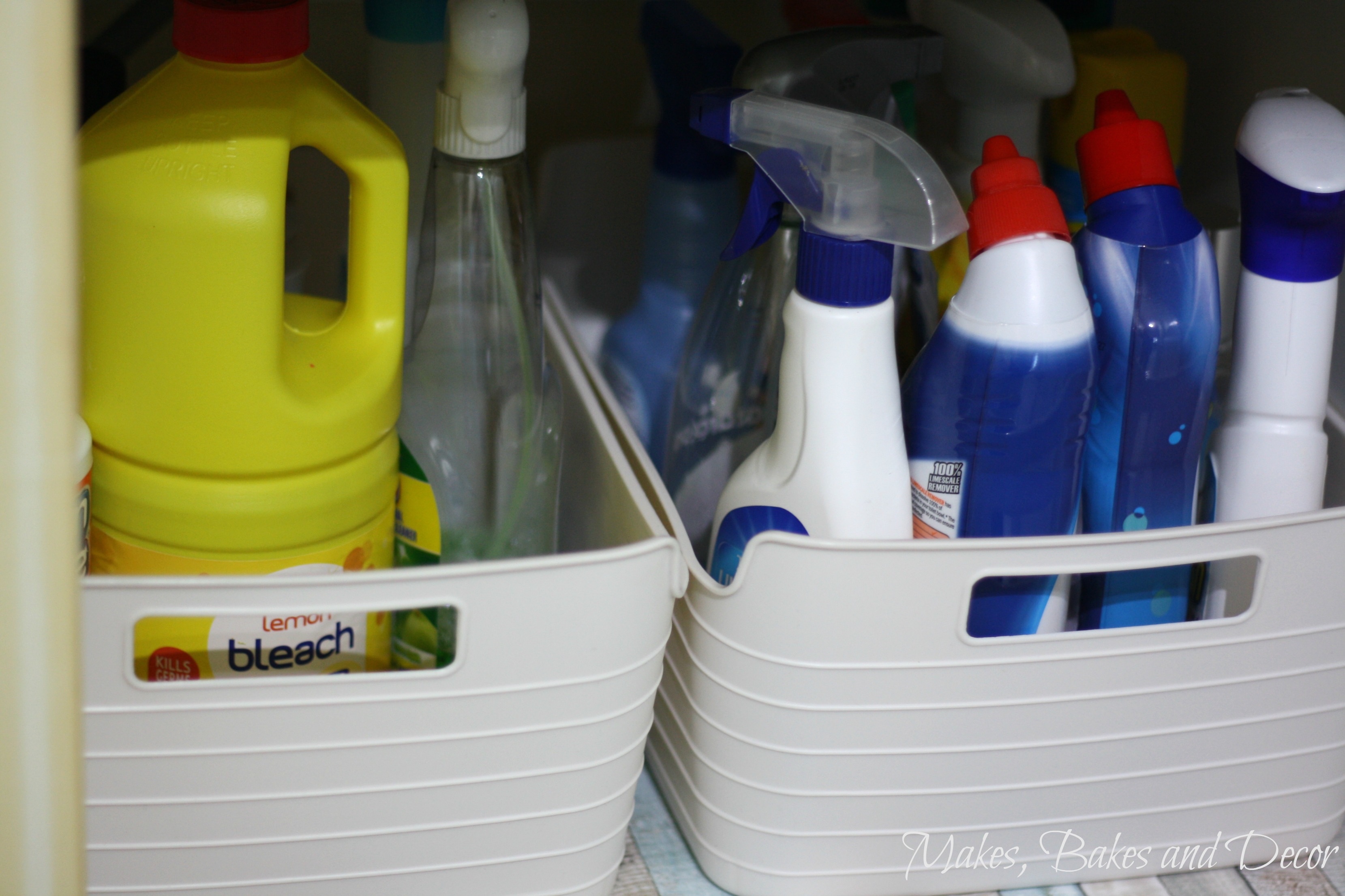 how-to-organise-the-cleaning-products-makes-bakes-and-decor