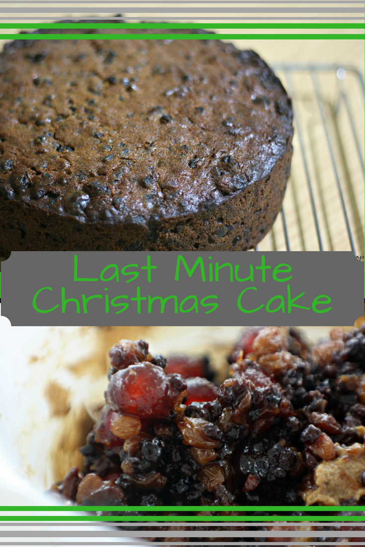 Last Minute Emergency Christmas Cake - Easy Peasy Foodie