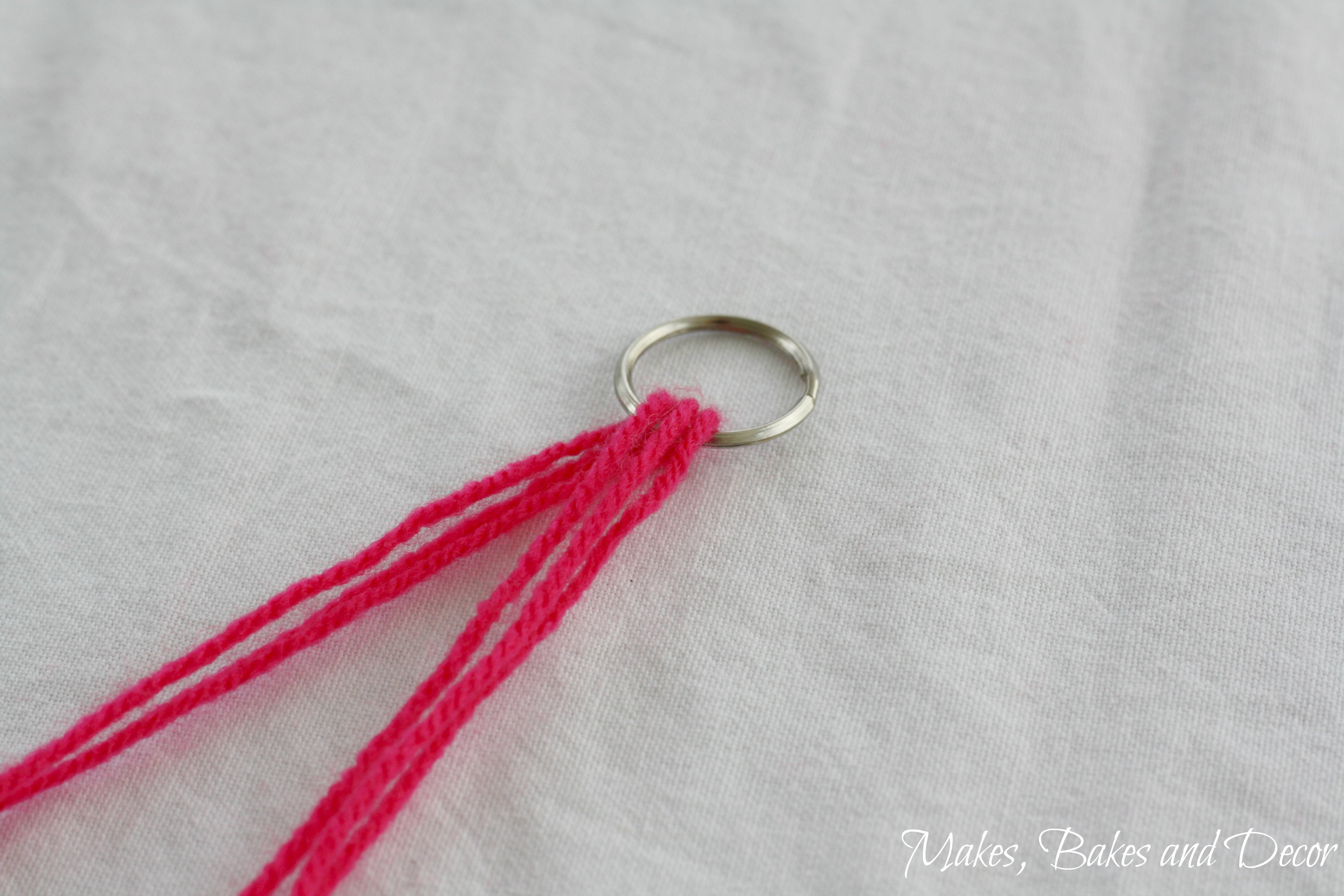 Pom Pom Keyring - Makes, Bakes and Decor