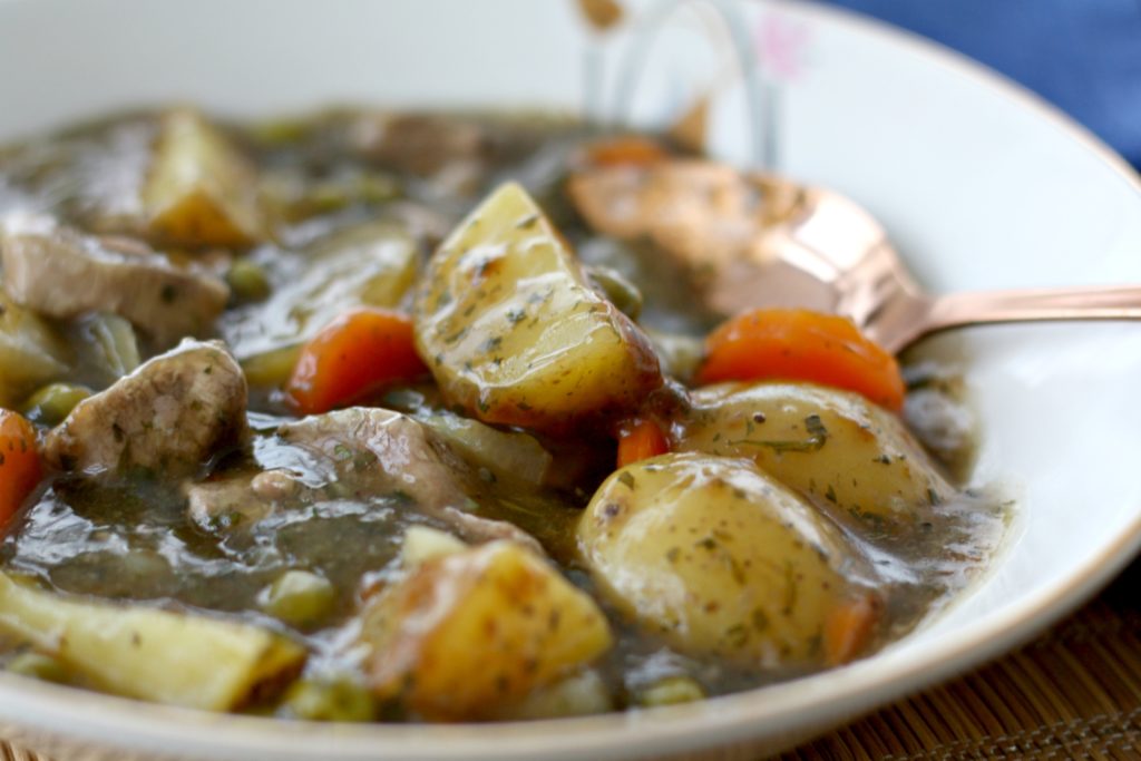Slow Cooker Minted Lamb Stew - Makes, Bakes and Decor