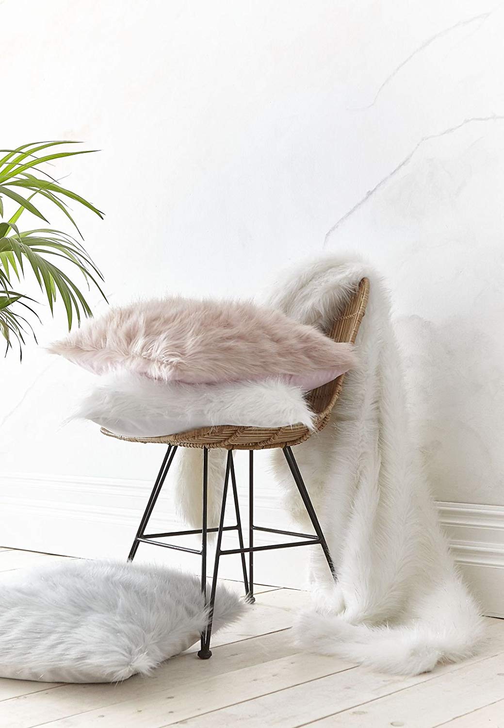 faux fur throw