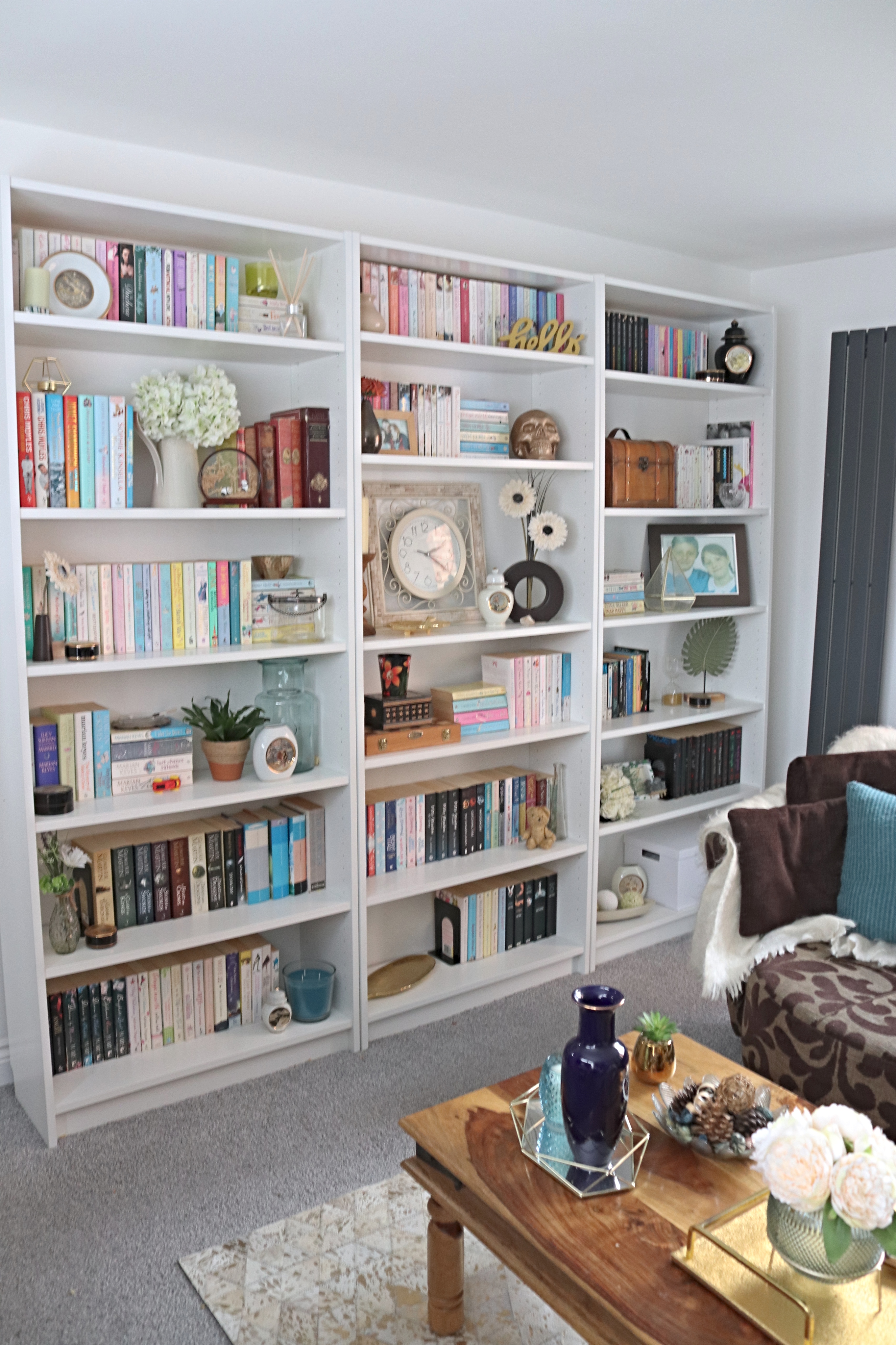 Bookcase In Living Room vlr.eng.br