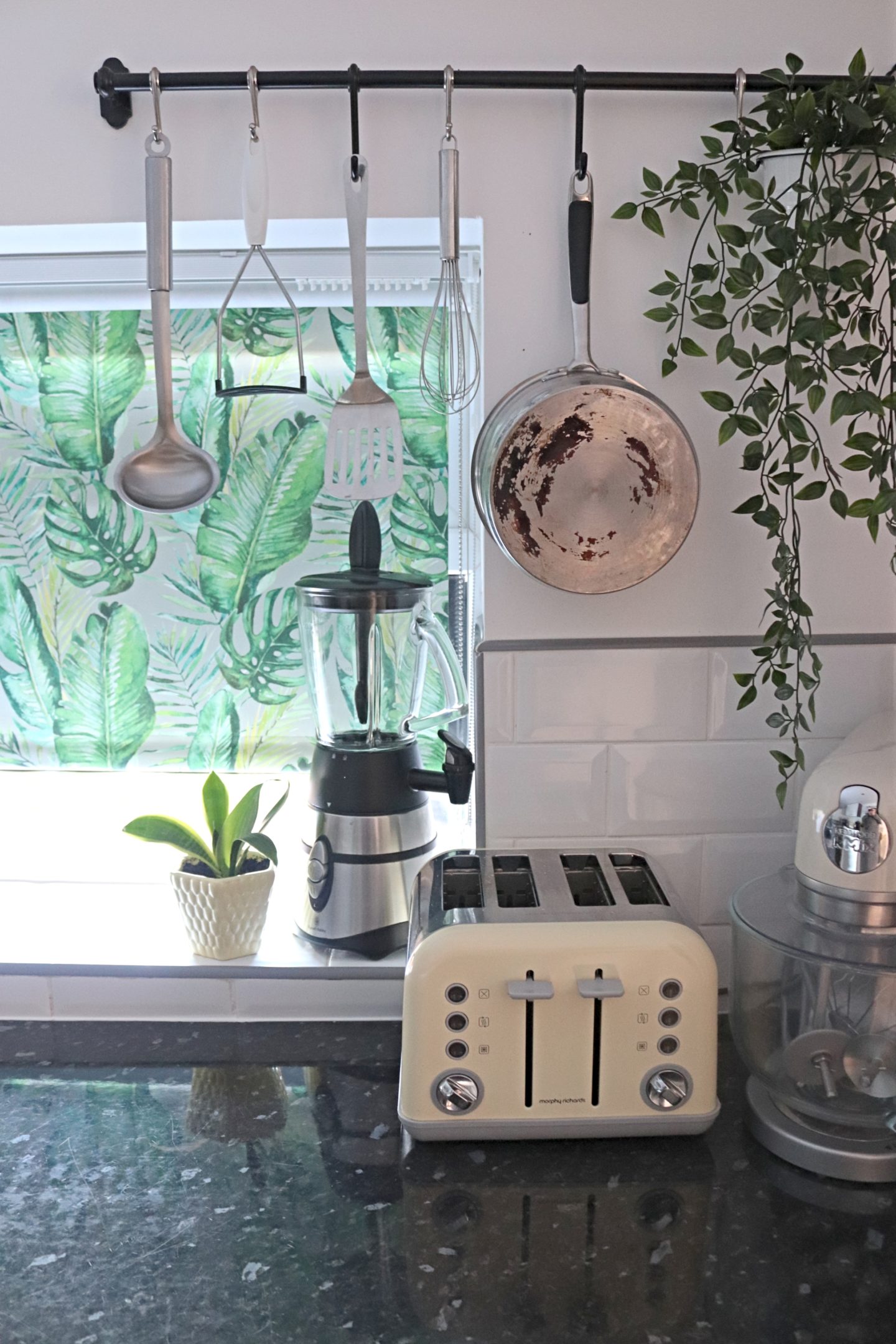 adding pattern and colour to a rented kitchen