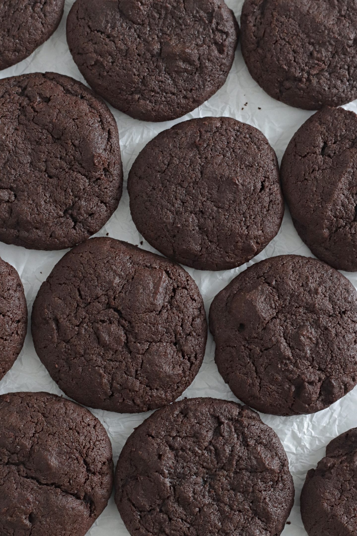 dark chocolate cookies