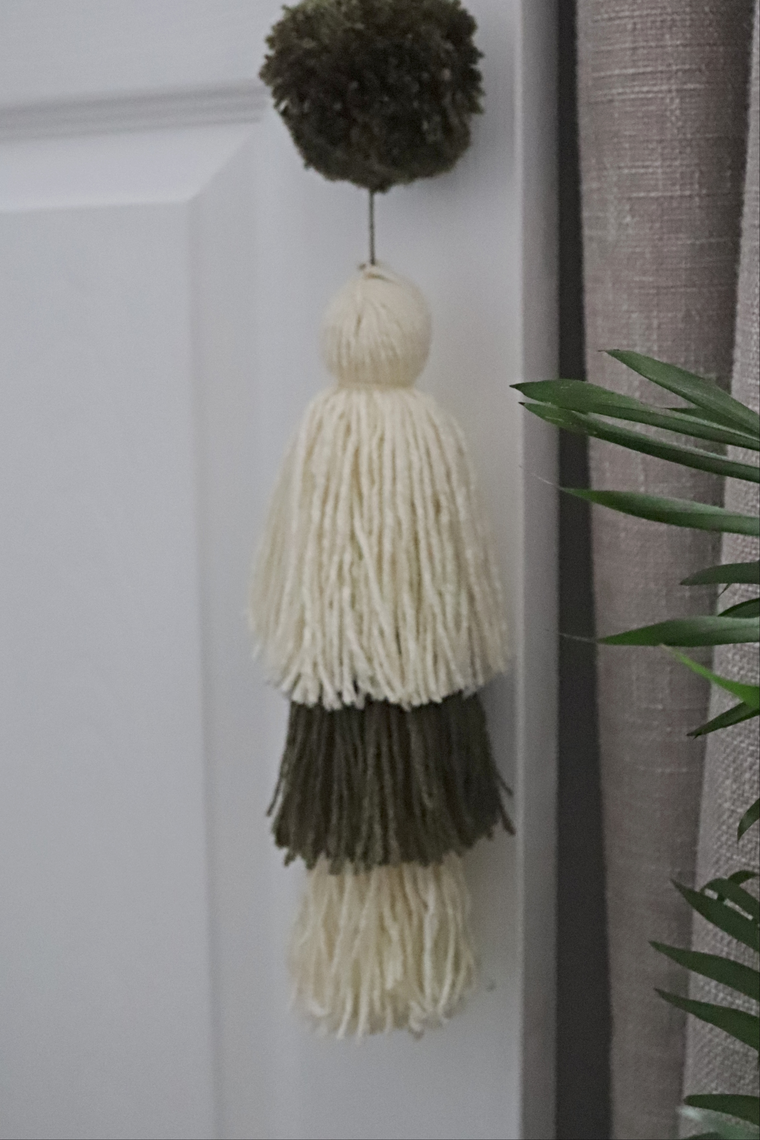 how to make a door tassel from wool