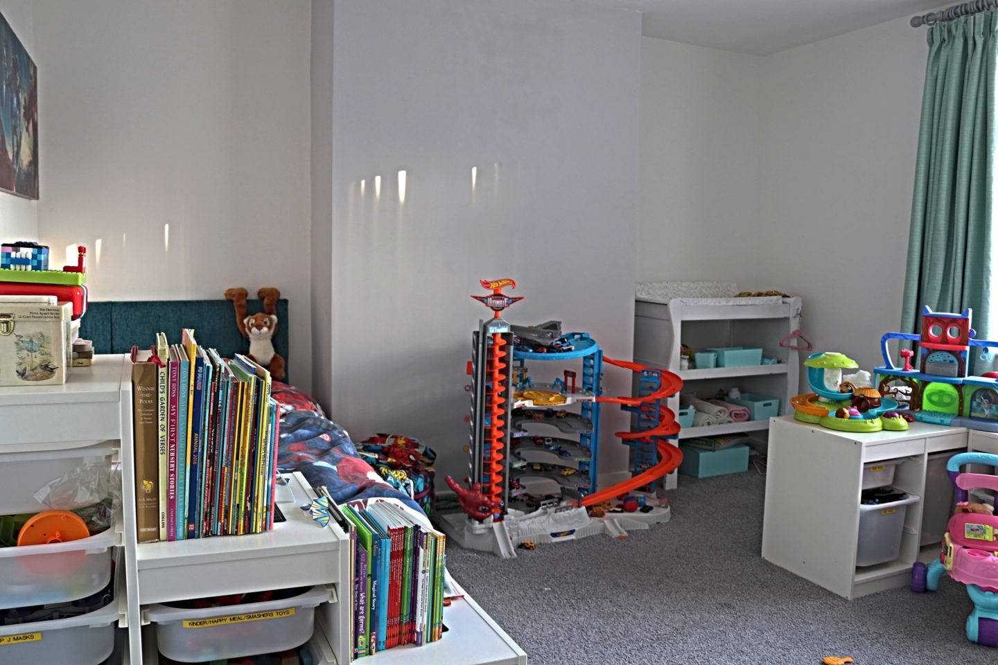 kids shared bedroom