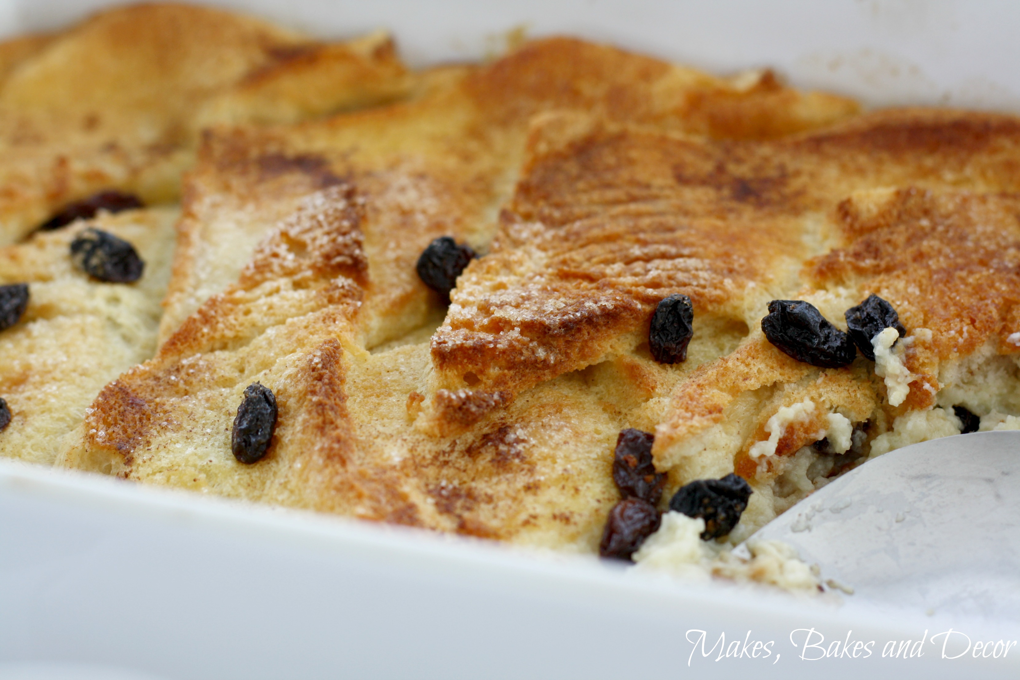 Old Fashioned Bread And Butter Pudding Makes Bakes And Decor