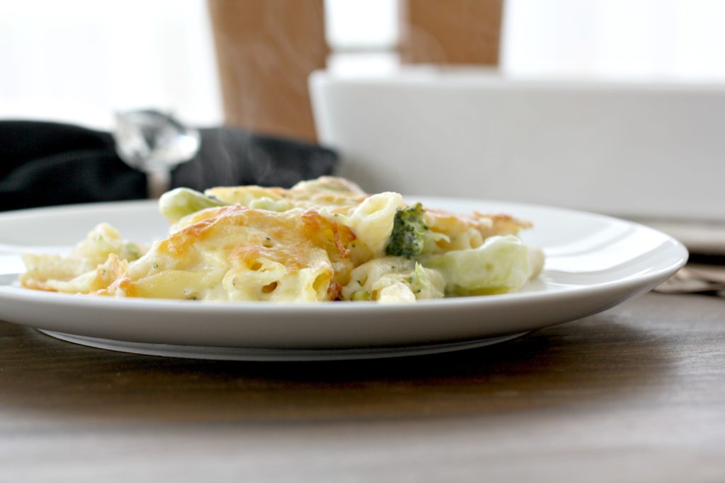 Cheese and Broccoli Pasta Bake - Makes, Bakes and Decor