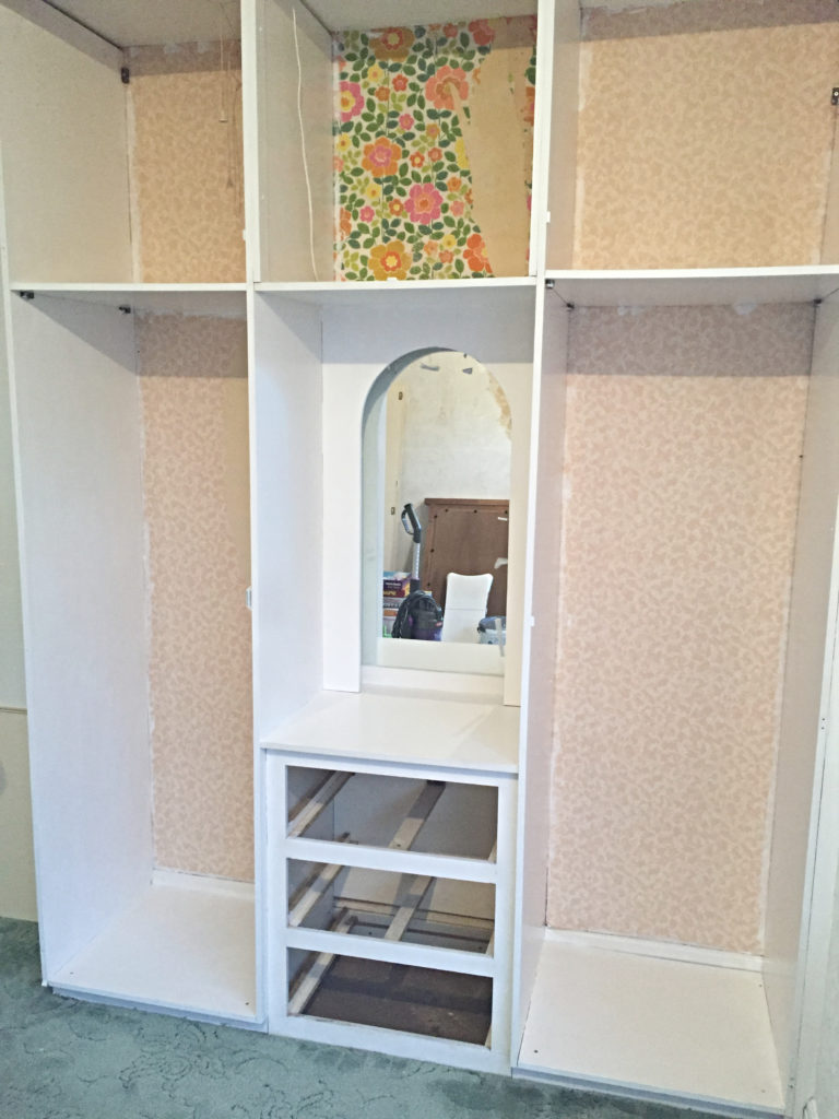 Painting a Melamine Wardrobe - Makes, Bakes and Decor