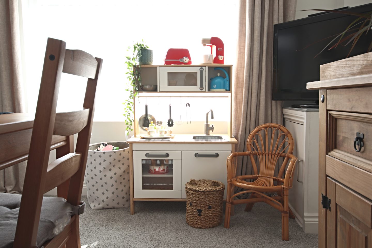 Creating a play nook - Makes, Bakes and Decor